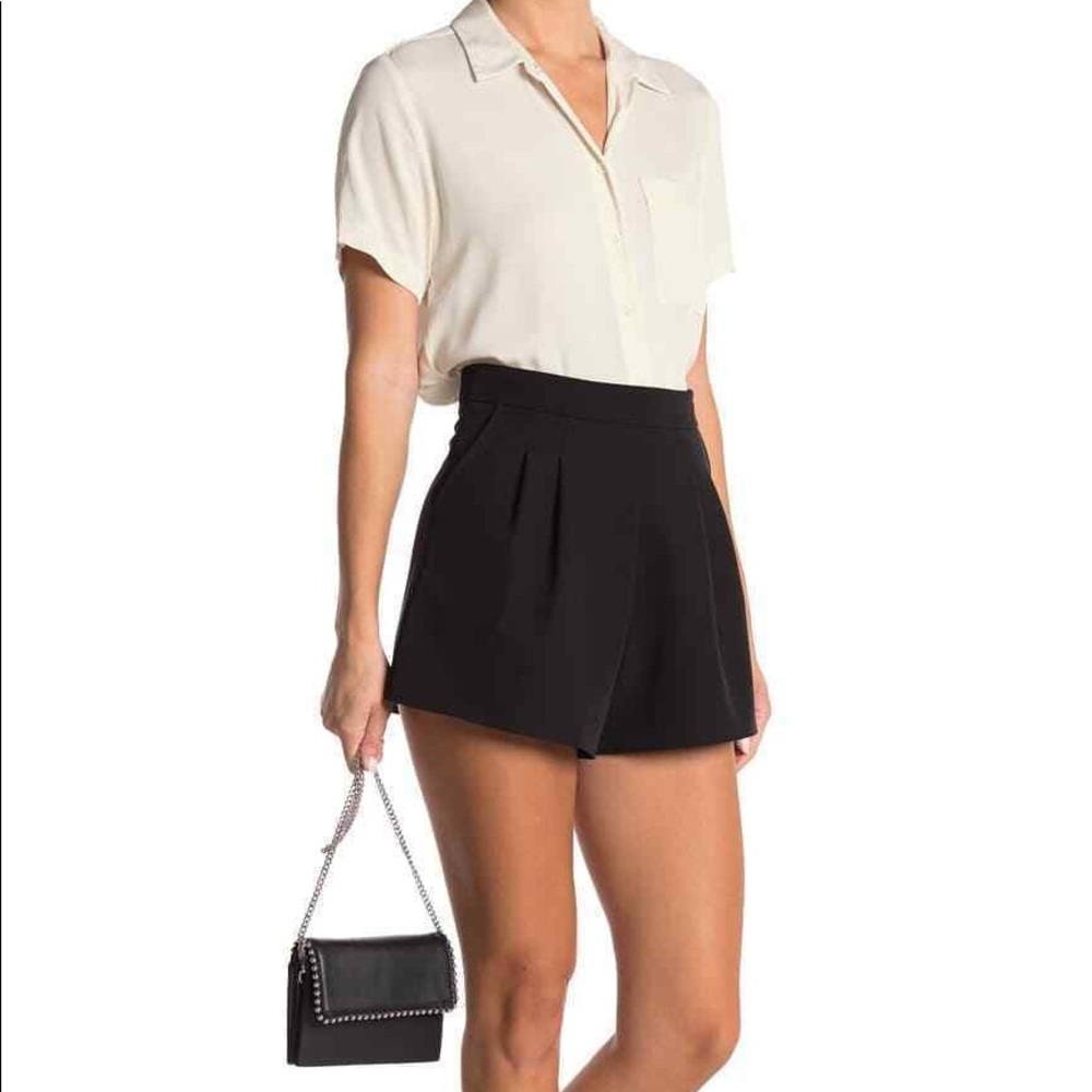 TOPSHOP High Waist Pleated Shorts
